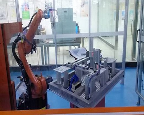 	
工业机器人实训室